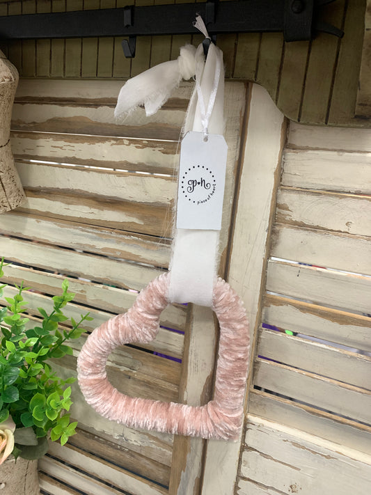 Velvet Heart Hang